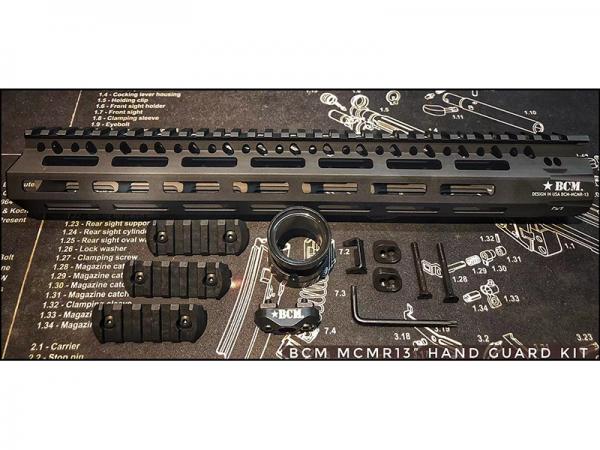 T VFC BCM GUNFIGHTER MCMR-13 Inch M-LOK Rail - BK