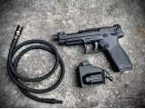 T TaiHeng TTI TP22 GBB Pistol with AEG M4 Magazine Adaptor